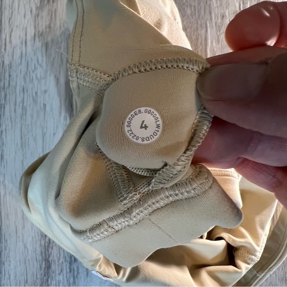 Lululemon Align Tank-Dew Cream  Size 4 - Picture 6 of 6